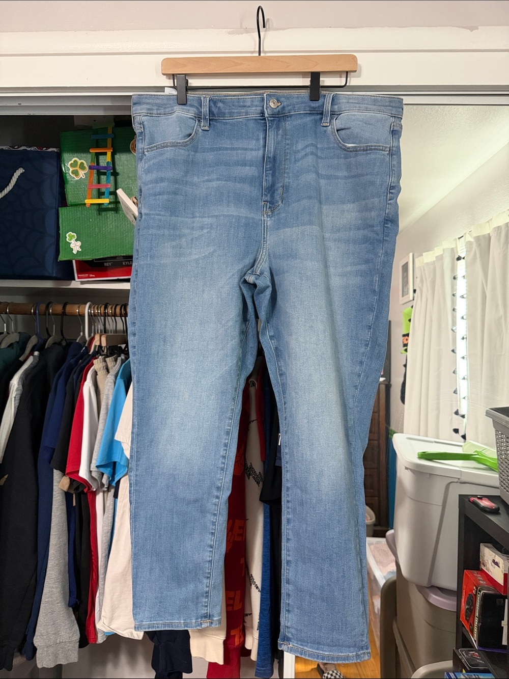 Light Wash Straight Leg Jeans